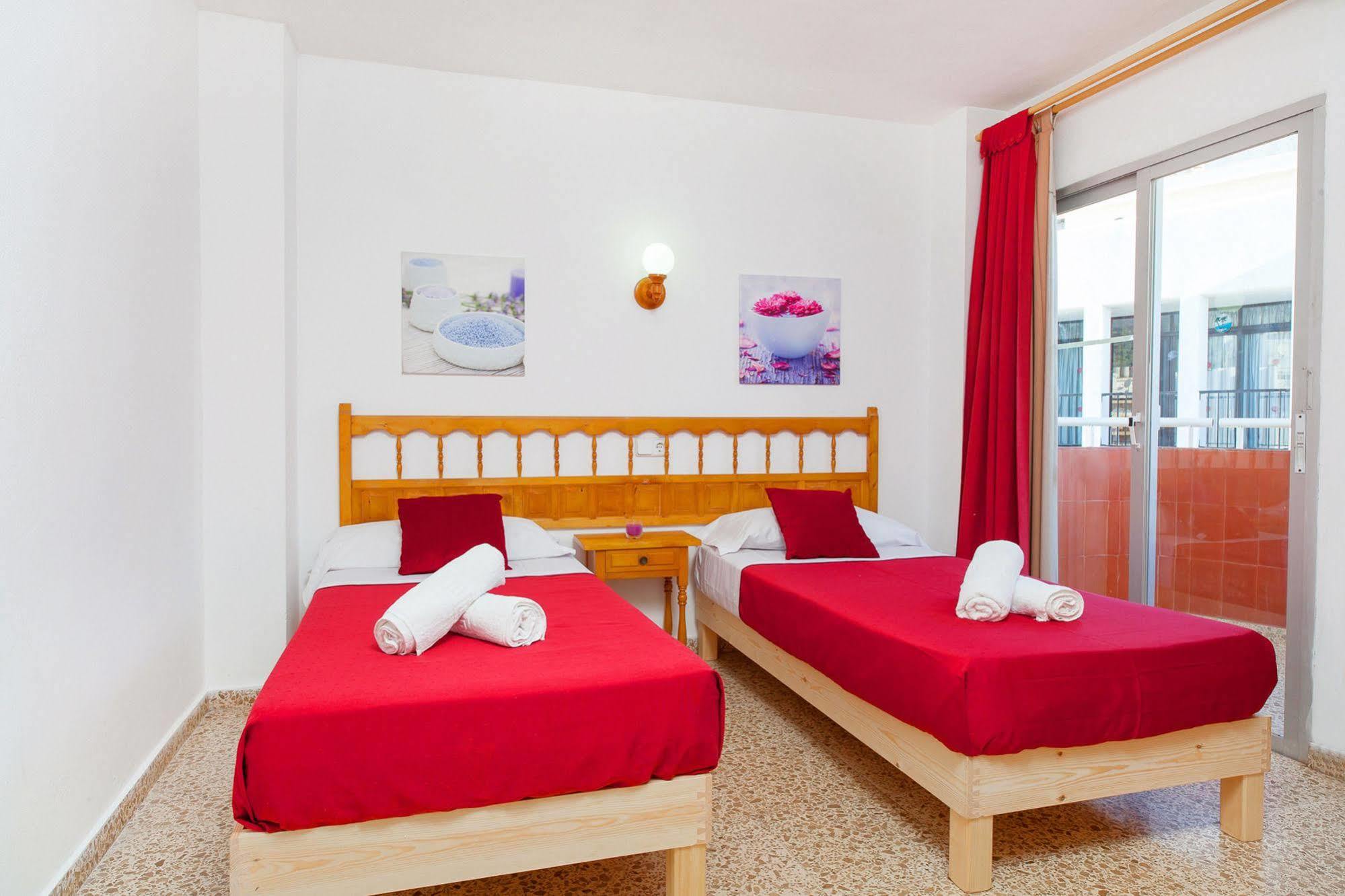 Apartamentos Puet ซานอันโตนิโอ ภายนอก รูปภาพ